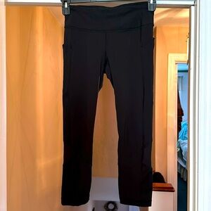 Lululemon Cropped Black Leggings